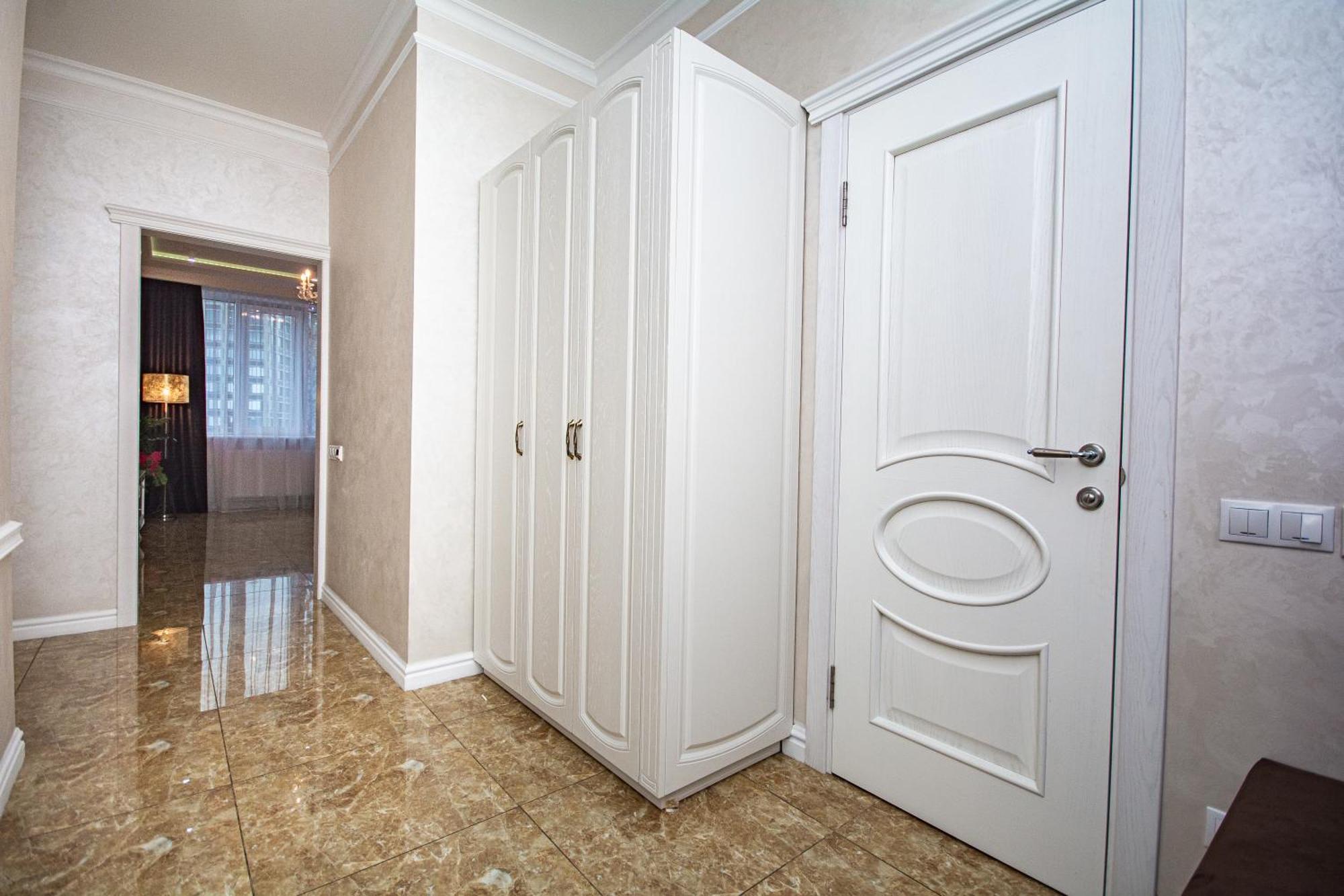 Luxury For Business & Pleasure Royal 2 Apartment Kiev Bagian luar foto