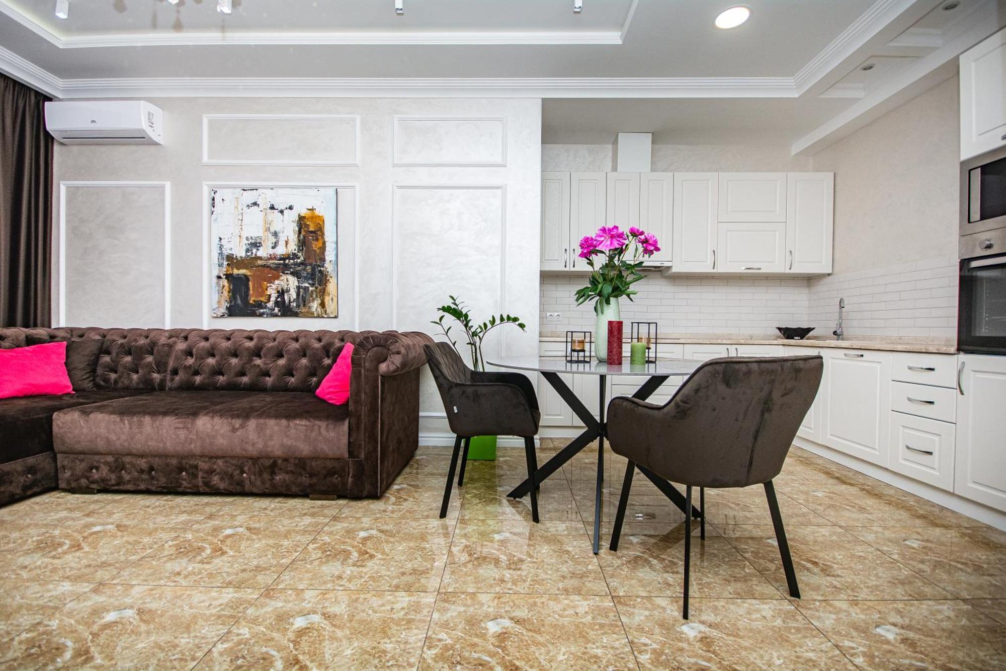 Luxury For Business & Pleasure Royal 2 Apartment Kiev Bagian luar foto