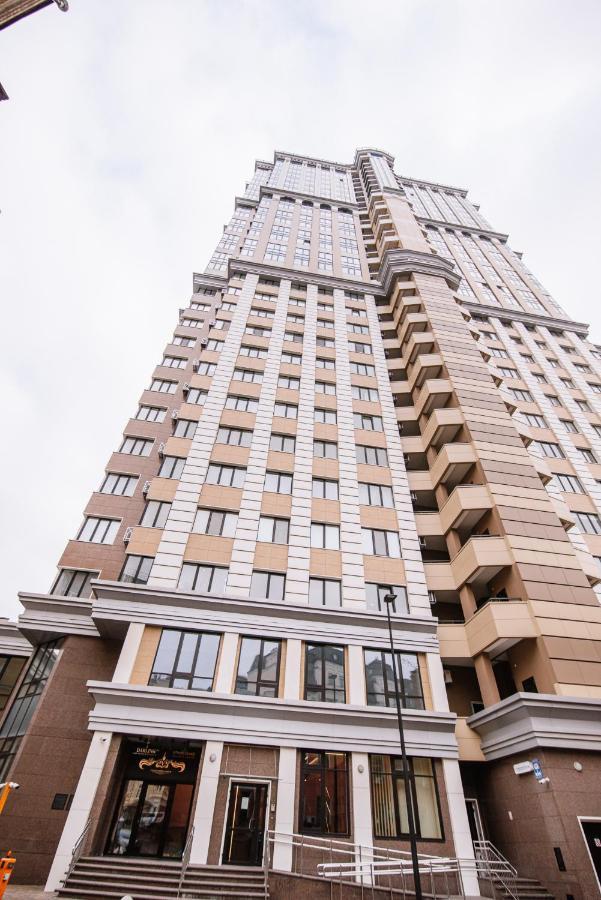 Luxury For Business & Pleasure Royal 2 Apartment Kiev Bagian luar foto